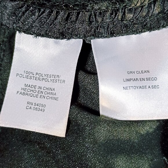 🎁🤶❤️ Beautiful Black Dress from Dillard's - Picture 13 of 15